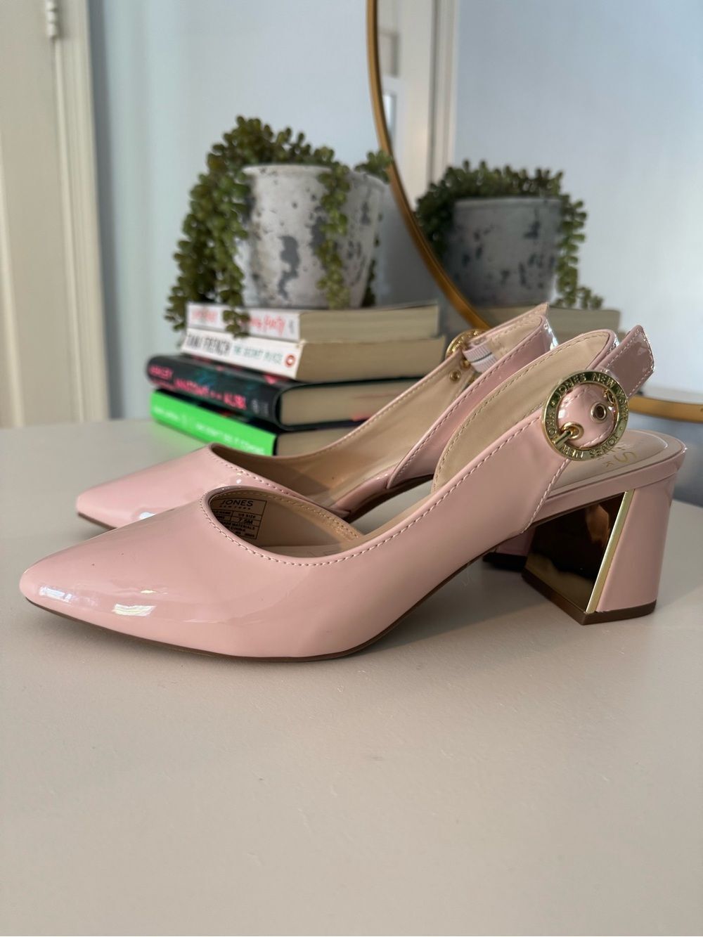 Jones New York Pink Pointed Toe Slingback Block Heels Gold Accent Size 7.5